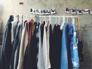 Read more about the article 5 simple steps to create a capsule wardrobe