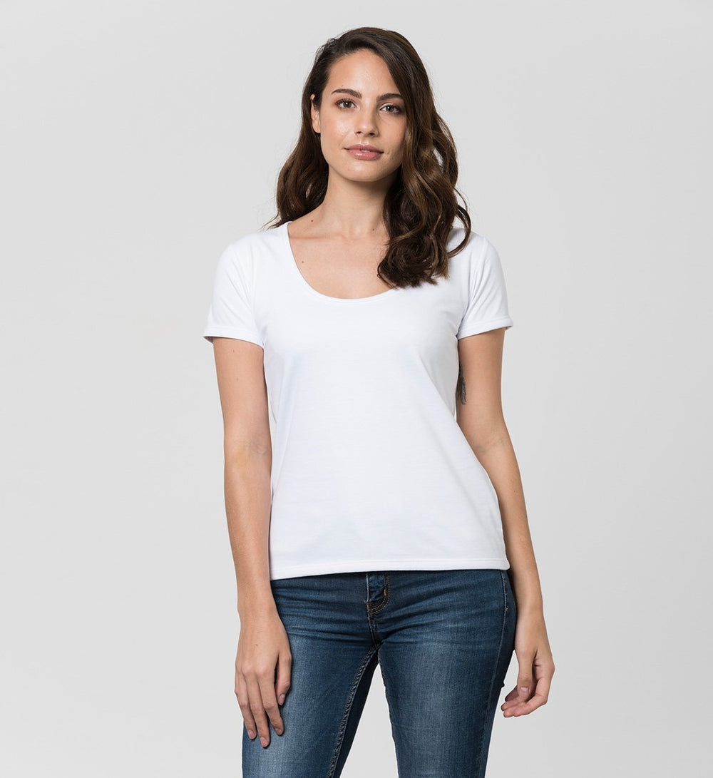 SUTRAN Women's sweat-proof undershirt in white, folded